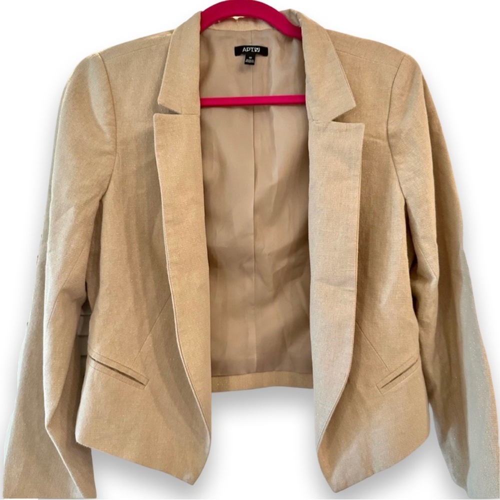 Petite Apt 9 blazer jacket with shimmer…. Beautiful but runs SMALL….
